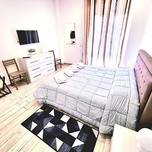 New Tiburtina Apartamento